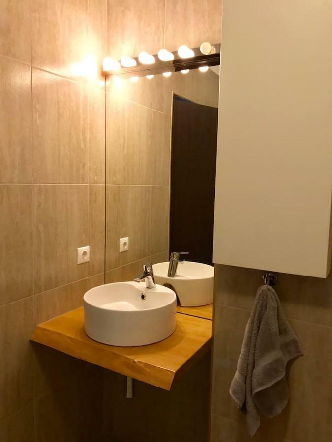 Beautiful Studio Near The Center Of Cluj Buitenkant foto